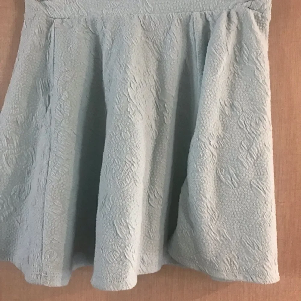 Rue 21 size small girls blue skater skirt